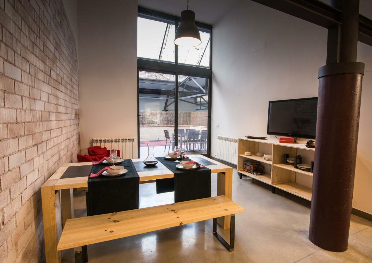 Cal Dansa Apartment Berga Ngoại thất bức ảnh